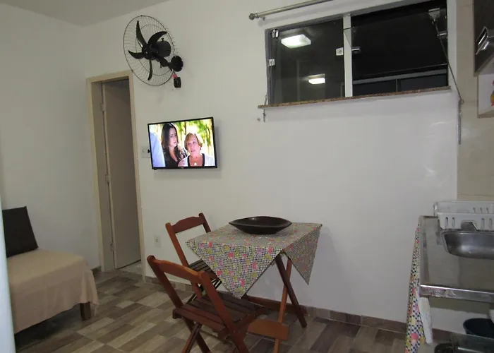 Acomodação para Temporada 1º andar para até 3 pessoas